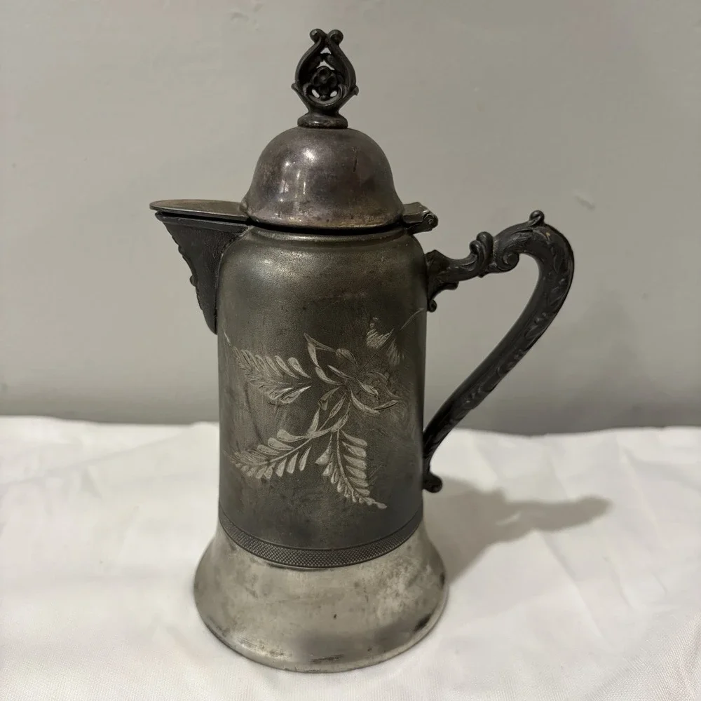 Warren Silver Plate Co Quadruple Plate New York‎ 85L Creamer Embossed Antique
